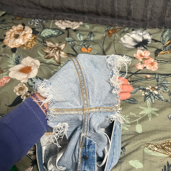 Levi’s shorts - Picture 8 of 8